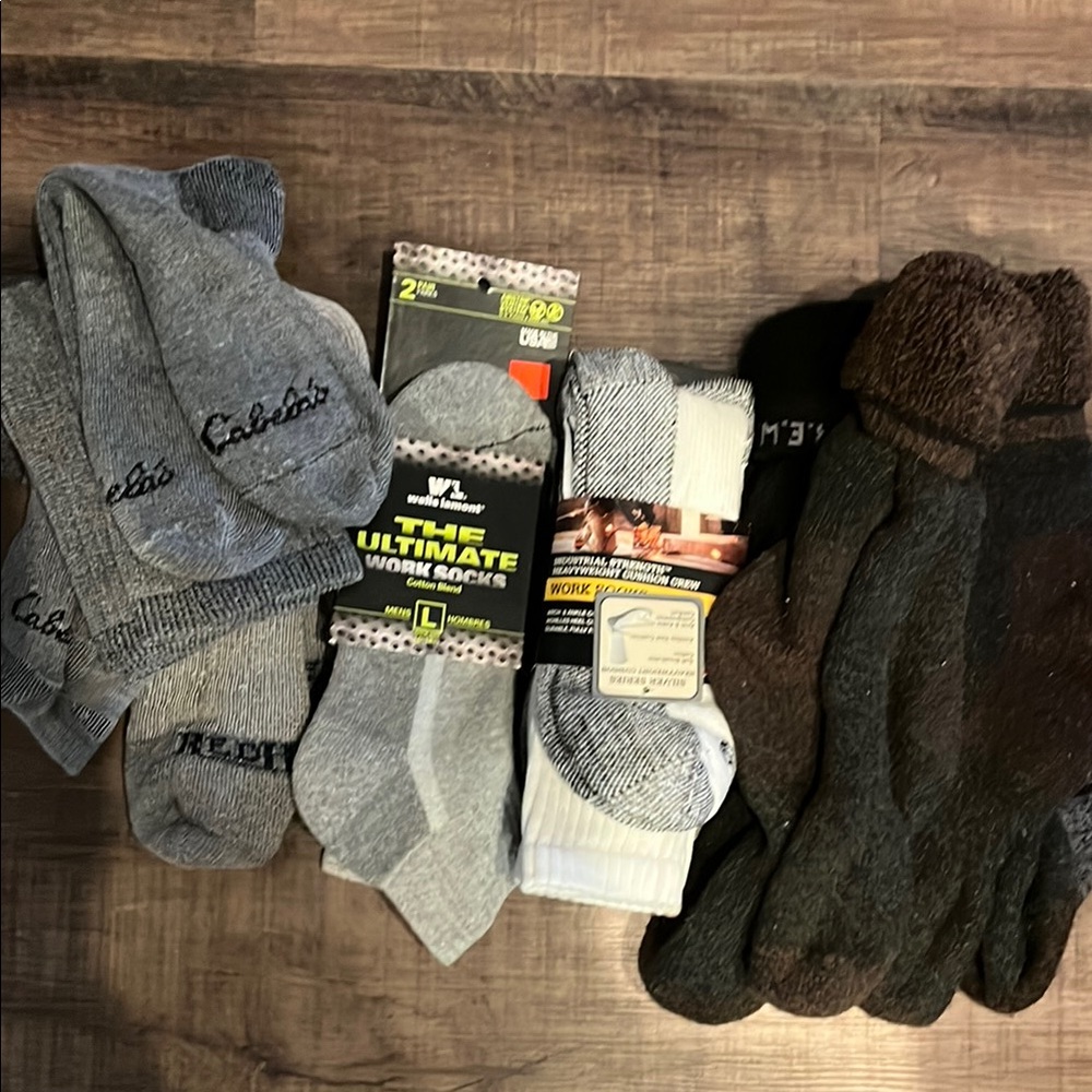 Cabela's Gray Men's Socks